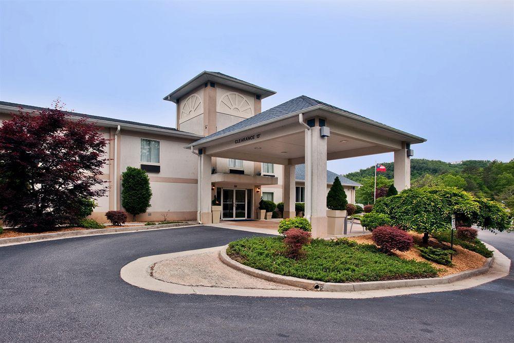Holiday Inn Express Dillard Exterior photo